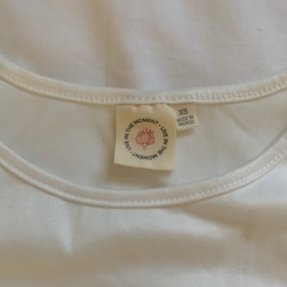 XS basic white top - Picture 2 of 2